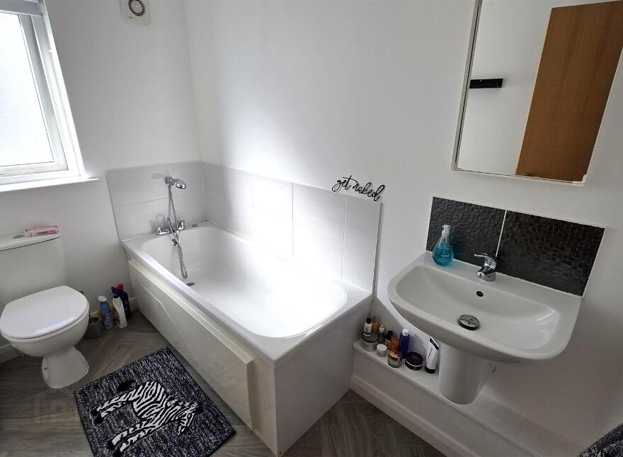 10 Bedford Meadows, Antrim, BT41 1AE