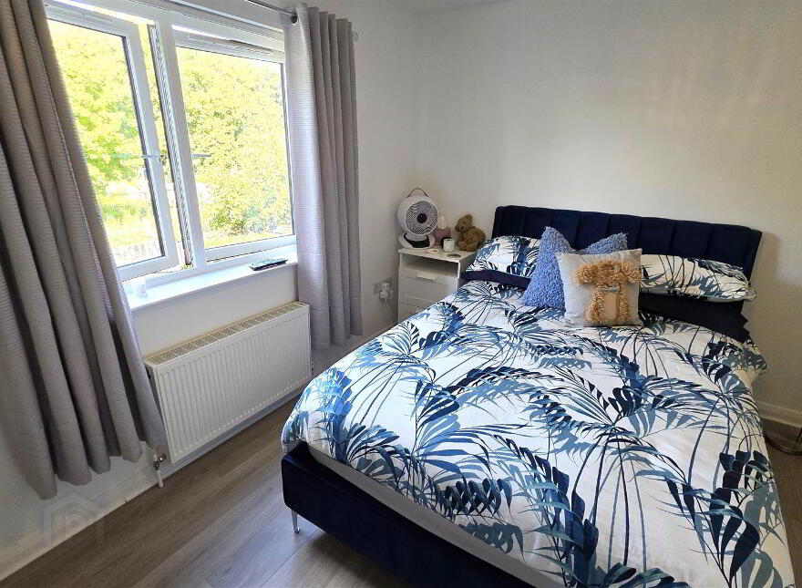 10 Bedford Meadows, Antrim, BT41 1AE
