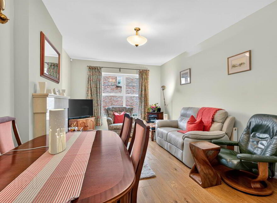 34 Strathearn Lane, Belfast, BT4 2BT