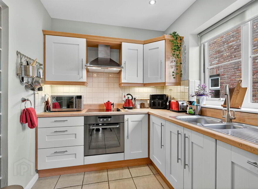 34 Strathearn Lane, Belfast, BT4 2BT