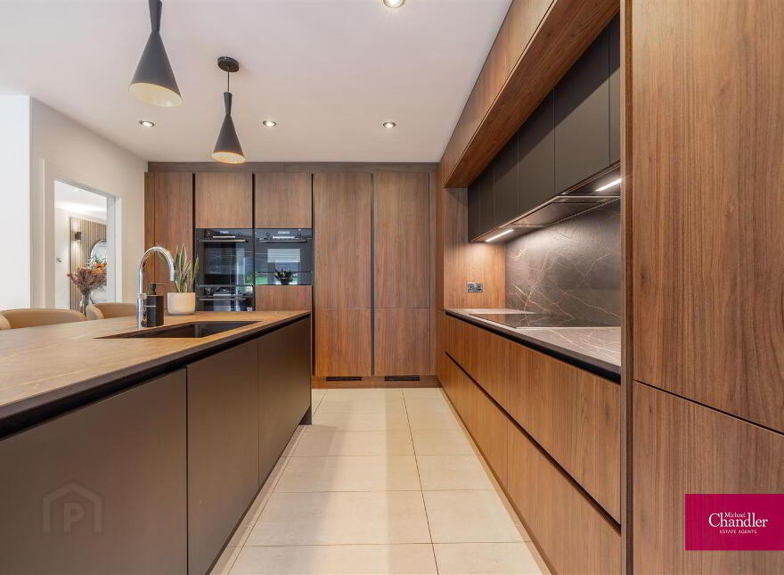 6 Glen Road, Cultra, Holywood, BT18 0HB