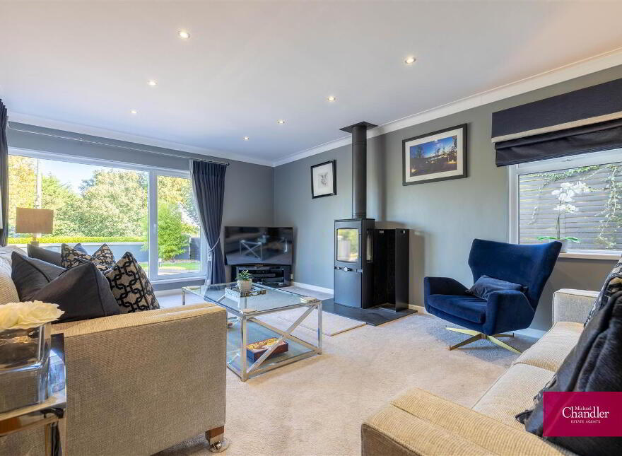 6 Glen Road, Cultra, Holywood, BT18 0HB