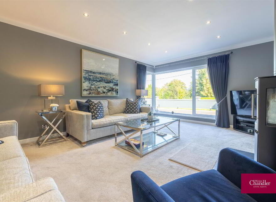 6 Glen Road, Cultra, Holywood, BT18 0HB