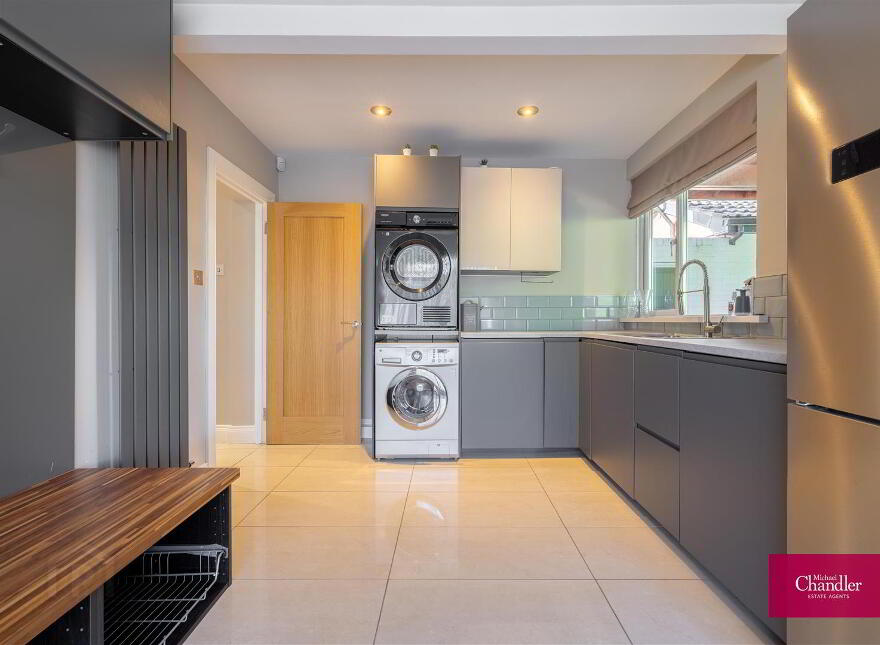6 Glen Road, Cultra, Holywood, BT18 0HB