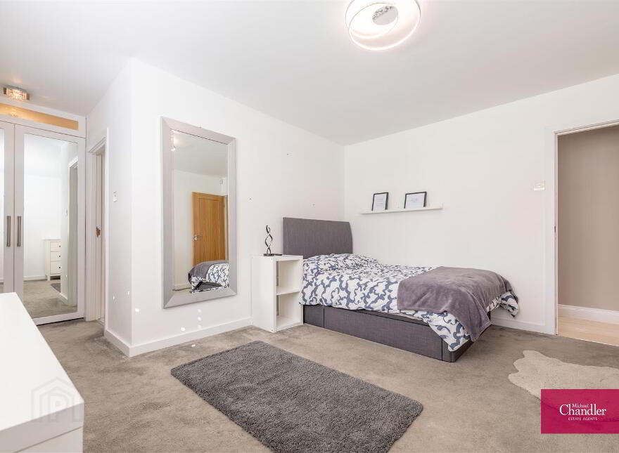 6 Glen Road, Cultra, Holywood, BT18 0HB