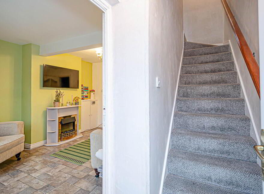6 Parkgate Gardens, Sydenham, Belfast, BT4 1ES