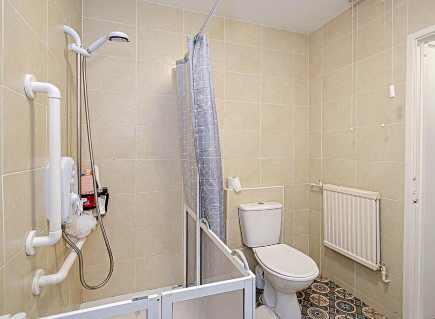 6 Parkgate Gardens, Sydenham, Belfast, BT4 1ES