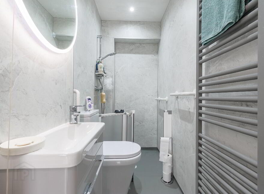 5 Kingsfort Square, Moira, BT67 0UW