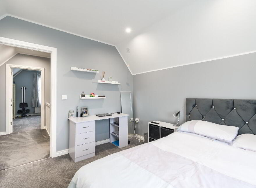 5 Kingsfort Square, Moira, BT67 0UW