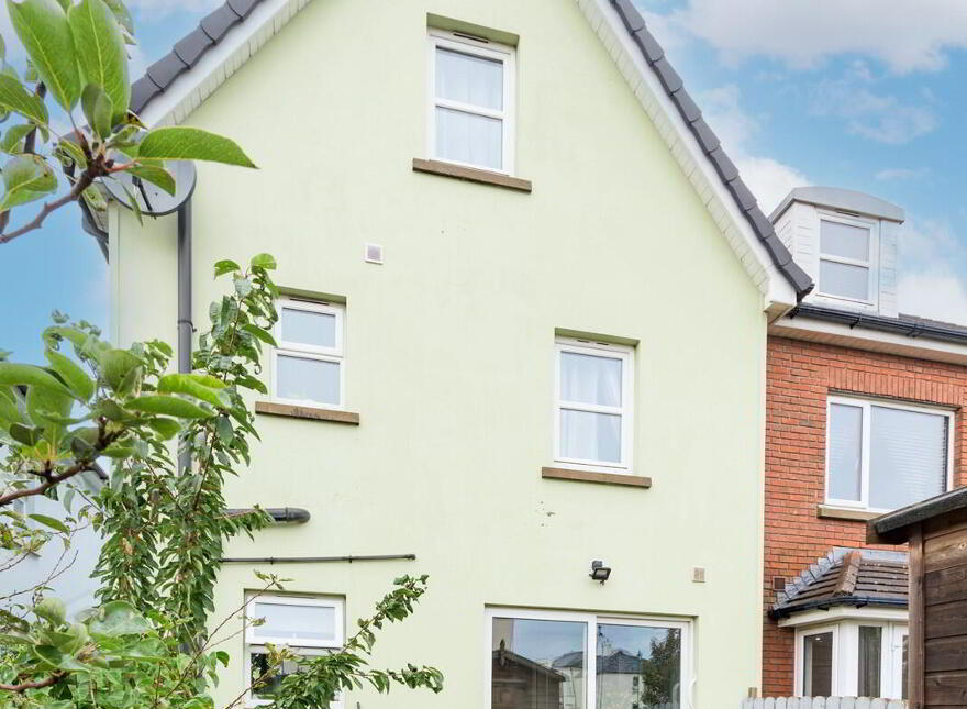 5 Kingsfort Square, Moira, BT67 0UW