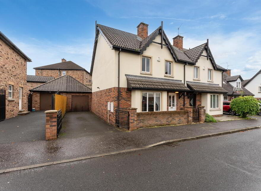 3 Lagmore View Gardens, Stewartstown, Belfast, BT17 0FQ photo