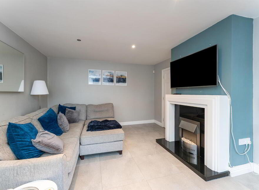3 Lagmore View Gardens, Stewartstown, Belfast, BT17 0FQ