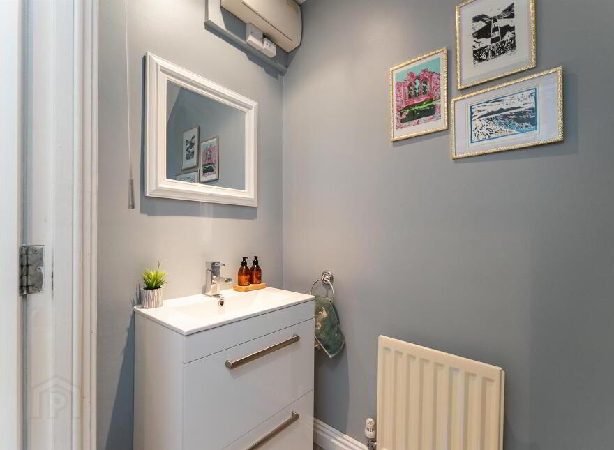 3 Lagmore View Gardens, Stewartstown, Belfast, BT17 0FQ