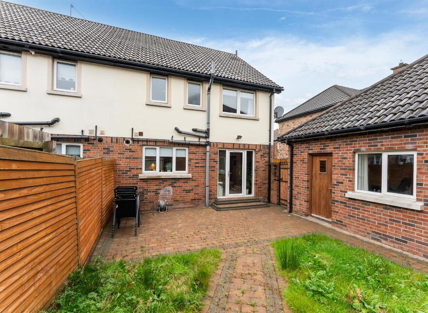 3 Lagmore View Gardens, Stewartstown, Belfast, BT17 0FQ