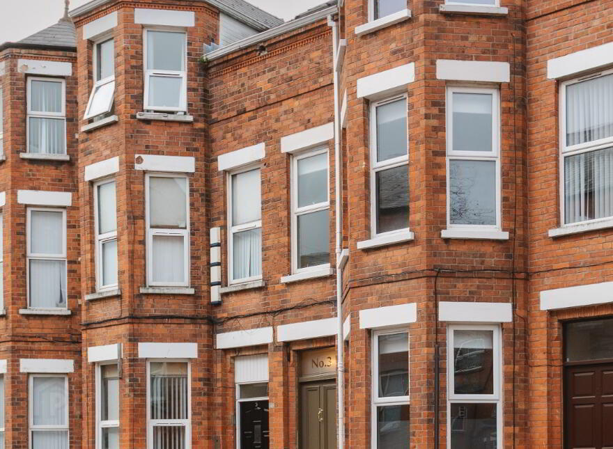 Apt 4, 3 Eglantine Gardens, Belfast, BT9 6EZ