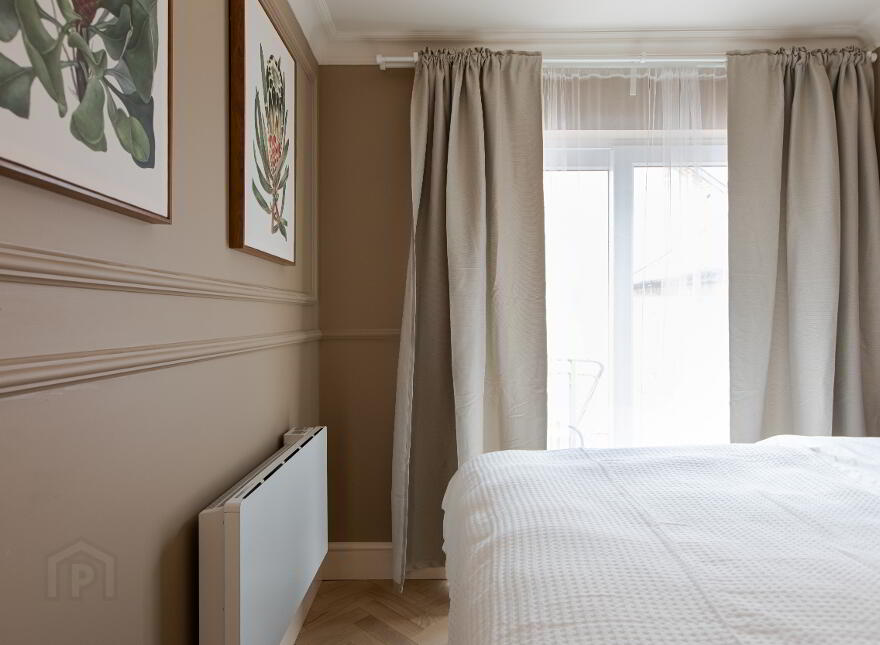 Apt 4, 3 Eglantine Gardens, Belfast, BT9 6EZ