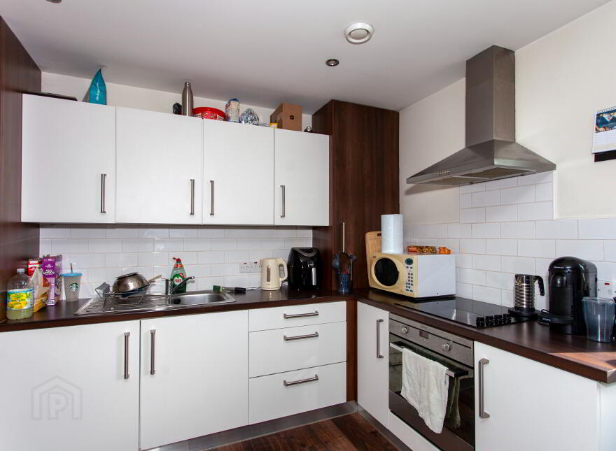 Apartment 3, 62a Templemore Avenue, Albertbridge Road / Newtownards Ro...Belfast, BT5 4FT