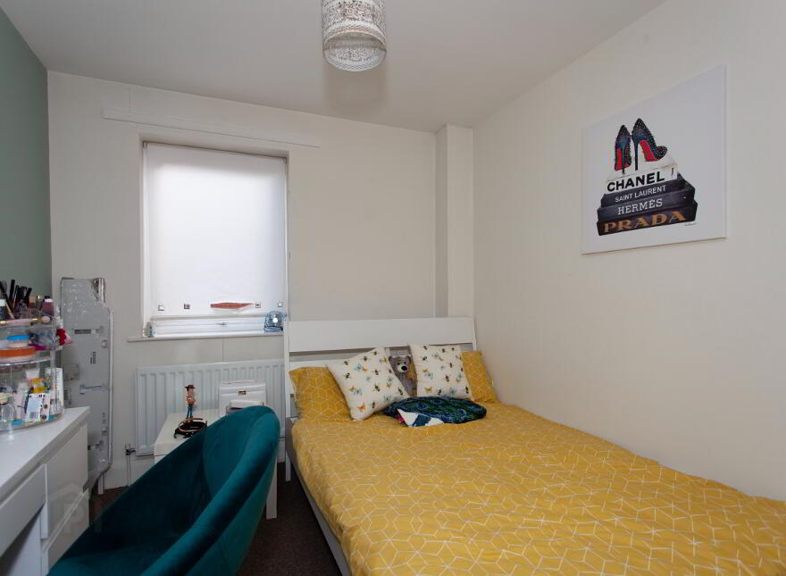 Apartment 3, 62a Templemore Avenue, Albertbridge Road / Newtownards Ro...Belfast, BT5 4FT