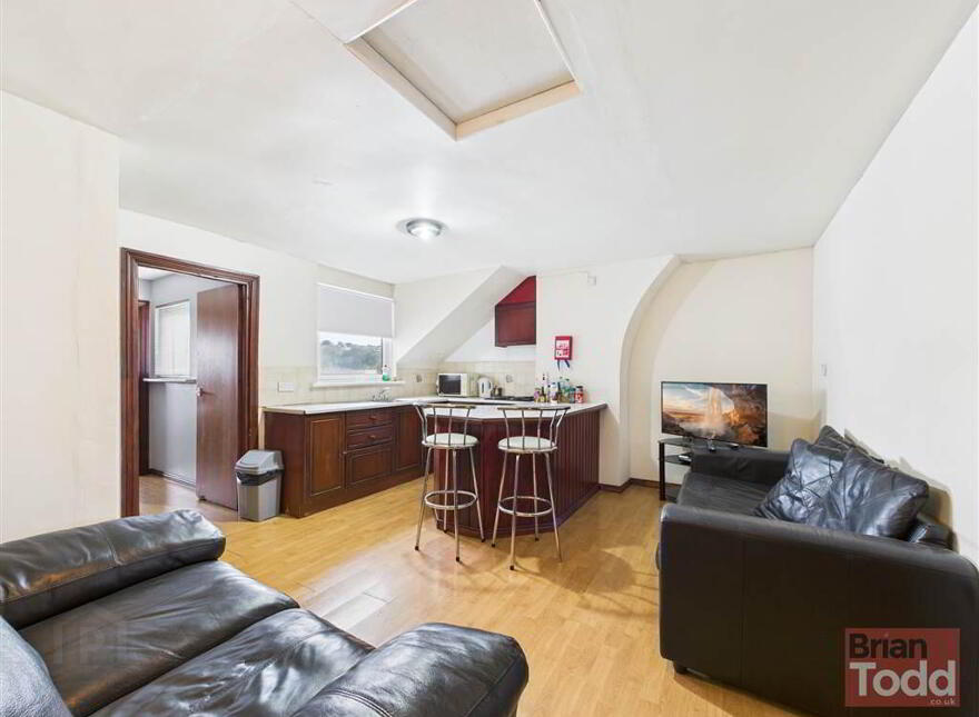 105, 107 Main Street, Larne, BT40 1HJ