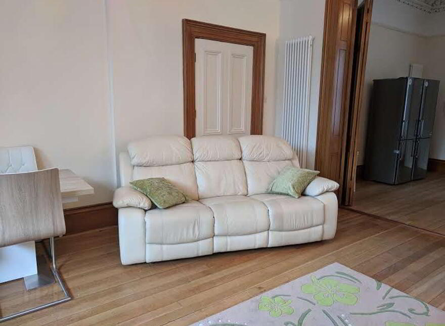 Apt 1, 16 College Gardens, Belfast, BT9 6BQ