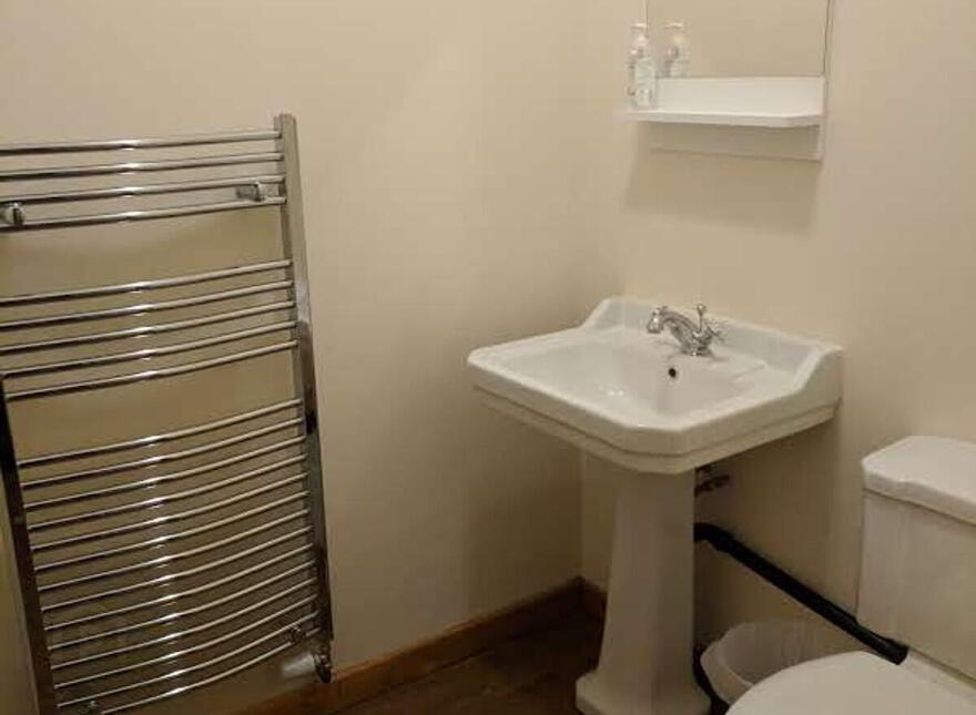 Apt 1, 16 College Gardens, Belfast, BT9 6BQ