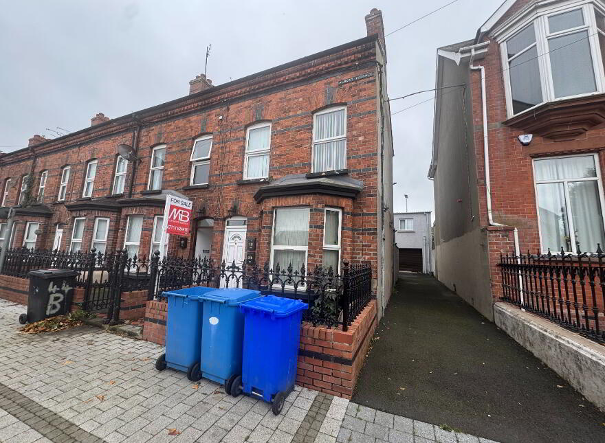 44 Linenhall Street, Limavady, BT49 0HQ photo