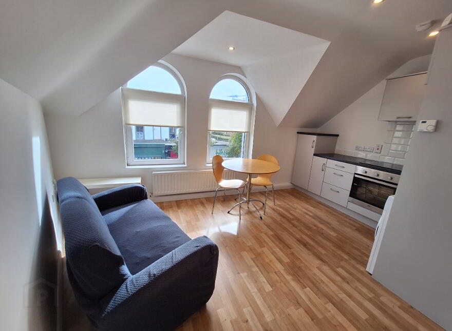 181 Lisburn Road APT 5, [tates Avenue], Belfast, BT9 7EJ photo