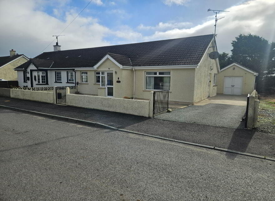8 Whinland Drive, Moneydarragh Road, Annalong, BT34 4TZ