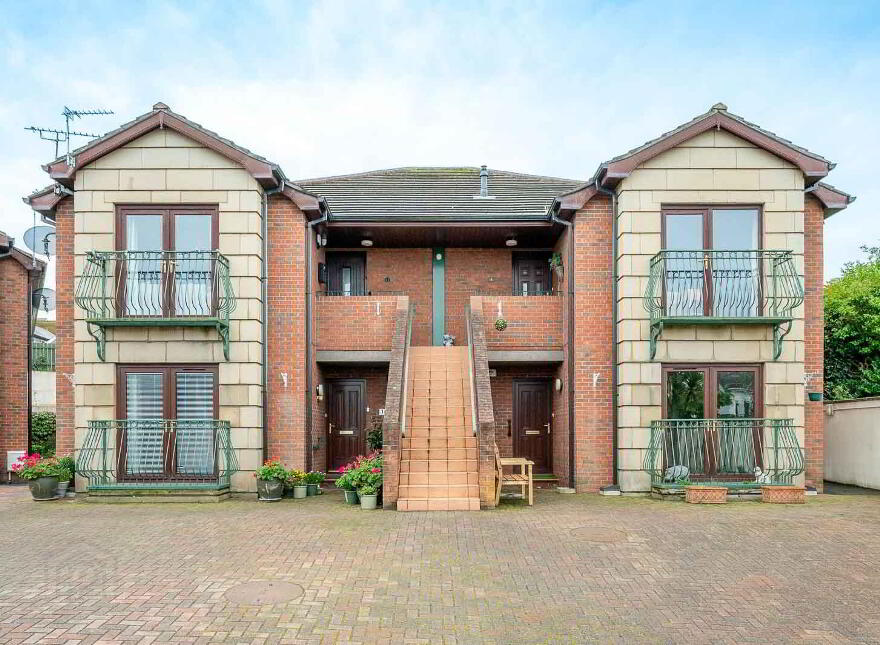 19 Sandringham Court, Bangor, BT20 5JE photo
