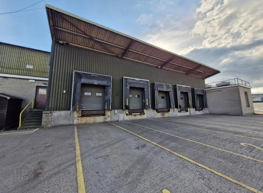 Hillhall Road, Lisburn, BT27 5JQ