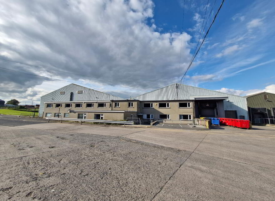 Hillhall Road, Lisburn, BT27 5JQ