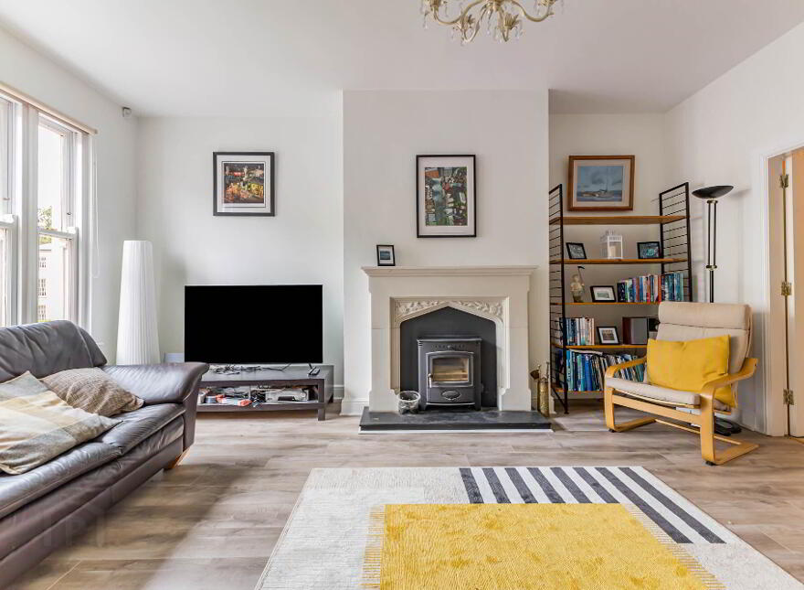 11 Kilwarlin Avenue, Hillsborough, BT26 6LQ