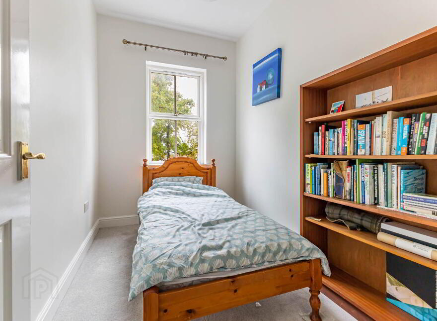 11 Kilwarlin Avenue, Hillsborough, BT26 6LQ