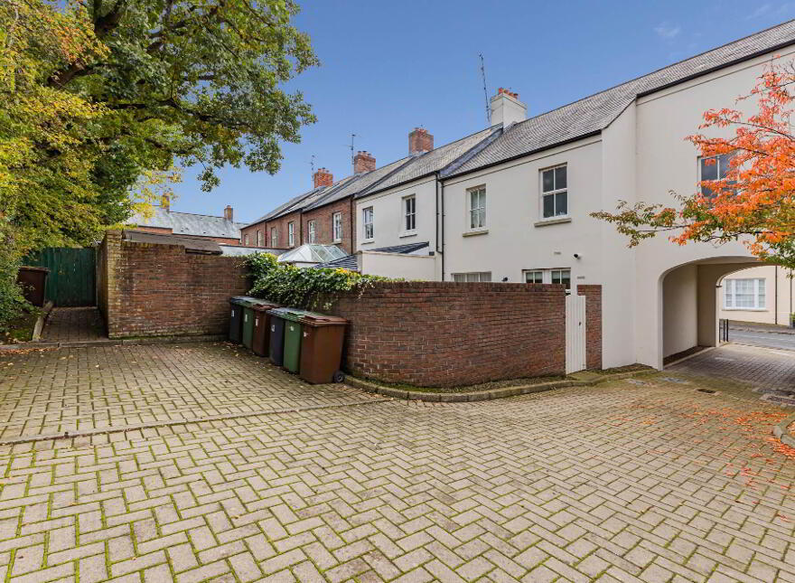 11 Kilwarlin Avenue, Hillsborough, BT26 6LQ