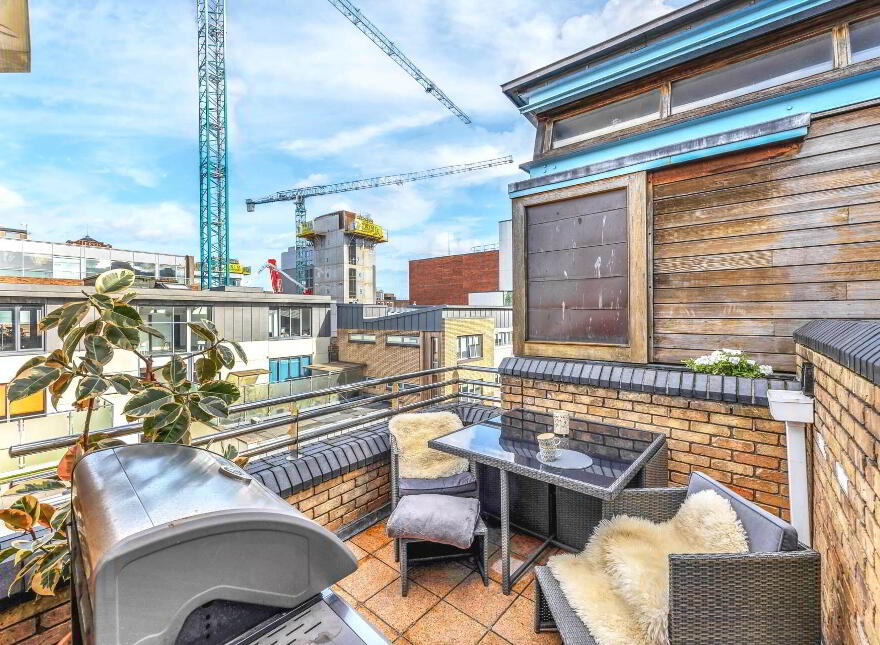 Apt, 8 Quartier Bloom, Bloom Lane, Ormond Quay Lower, Dublin, D01PY29