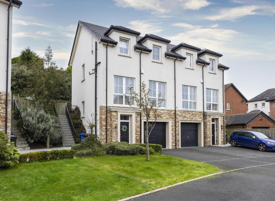 6 Blackwood Crescent, Newtownards, BT23 4XX