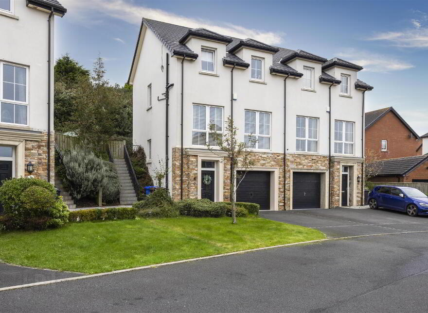 6 Blackwood Crescent, Newtownards, BT23 4XX