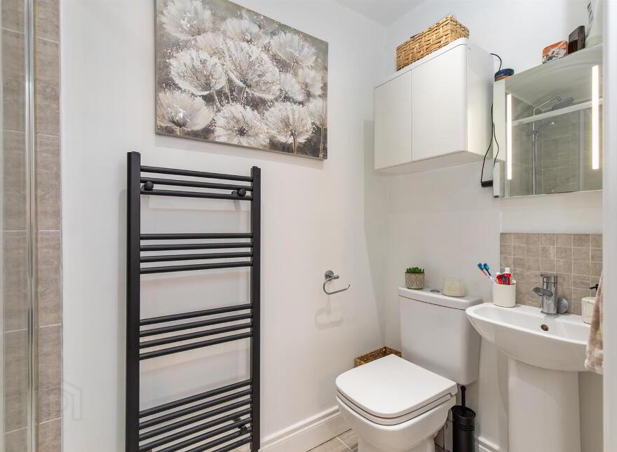 6 Blackwood Crescent, Newtownards, BT23 4XX
