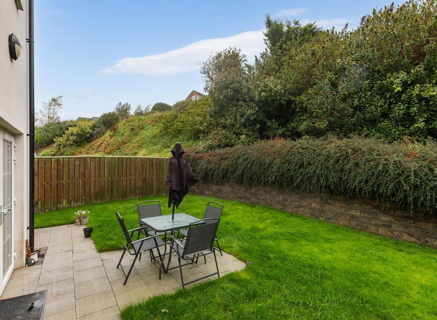 6 Blackwood Crescent, Newtownards, BT23 4XX