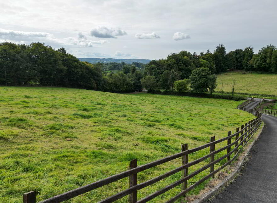 Crievehill Rd, Fivemiletown, BT75 0ST