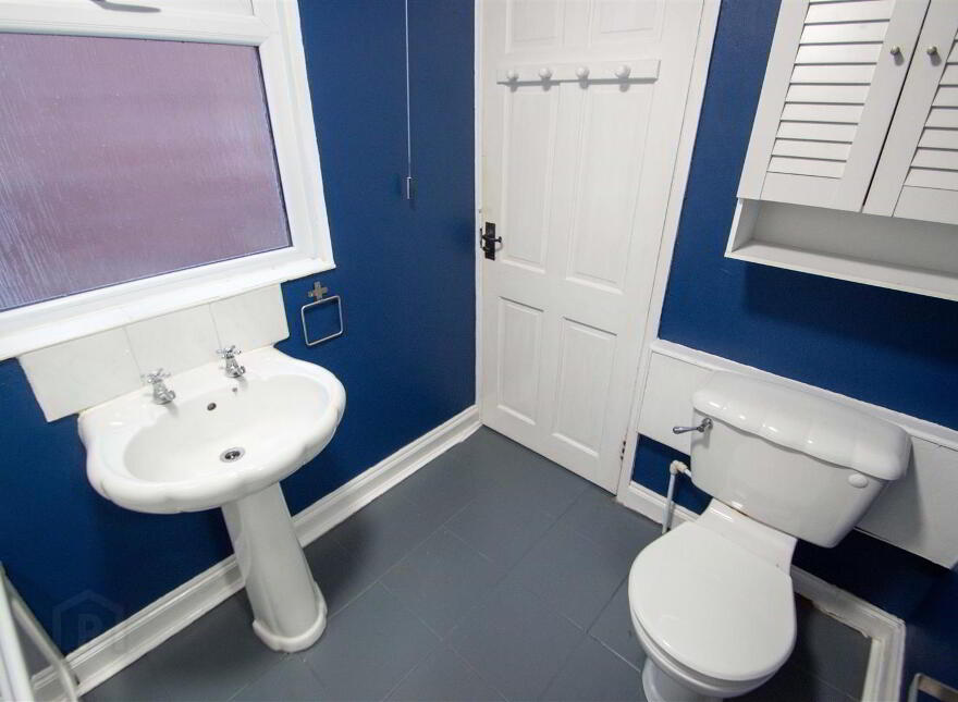 17 Oakman Street, Off Falls Road, Belfast, BT12 7BP