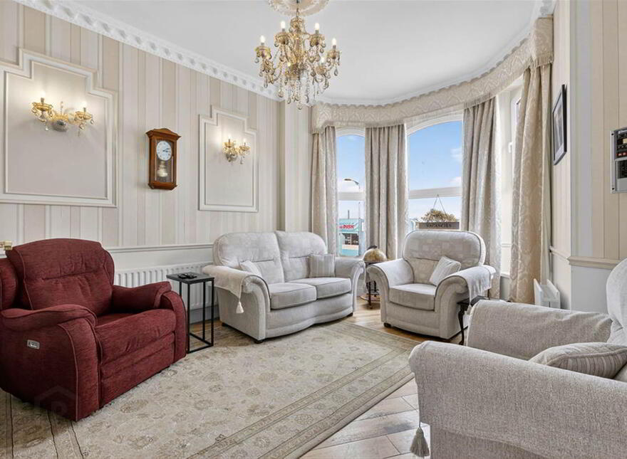 Albany Lodge, 2 Eglinton Street, Portrush, BT56 8DX