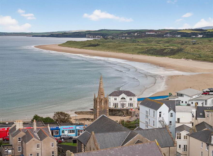 Albany Lodge, 2 Eglinton Street, Portrush, BT56 8DX