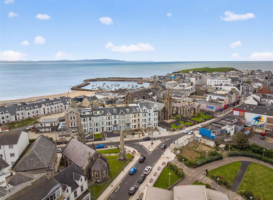 Albany Lodge, 2 Eglinton Street, Portrush, BT56 8DX