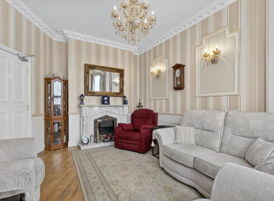 2 Eglinton Street, Portrush, BT56 8DX