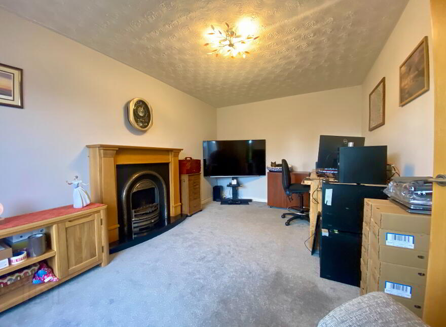 33 Tudor Drive, Carrickfergus, BT38 9TT