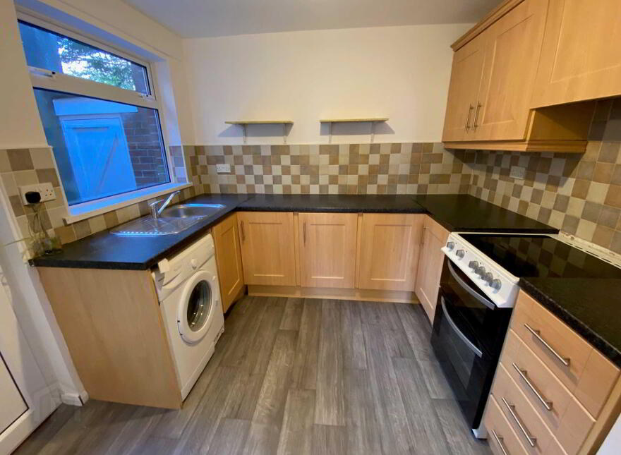 107 Ravenhill Gardens, Ravenhill, Belfast, BT6 8GQ