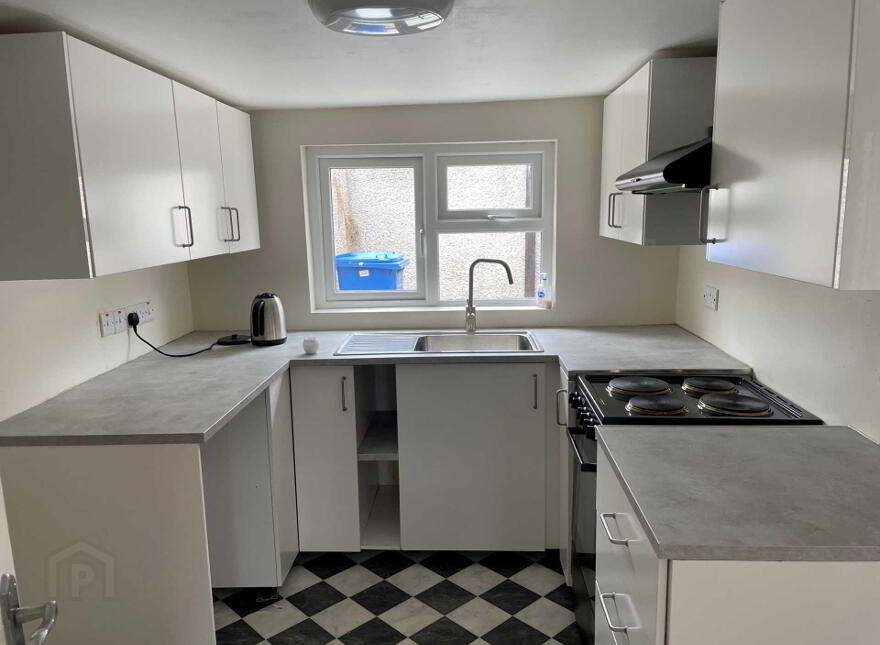 89 Circular Road, Larne, BT40 3AQ