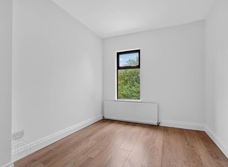 38 Glenburn Road, Dunmurry, Belfast, BT17 9AG