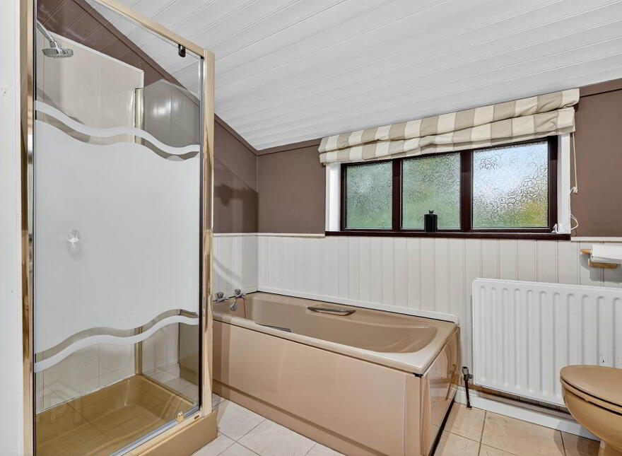 38 Glenburn Road, Dunmurry, Belfast, BT17 9AG